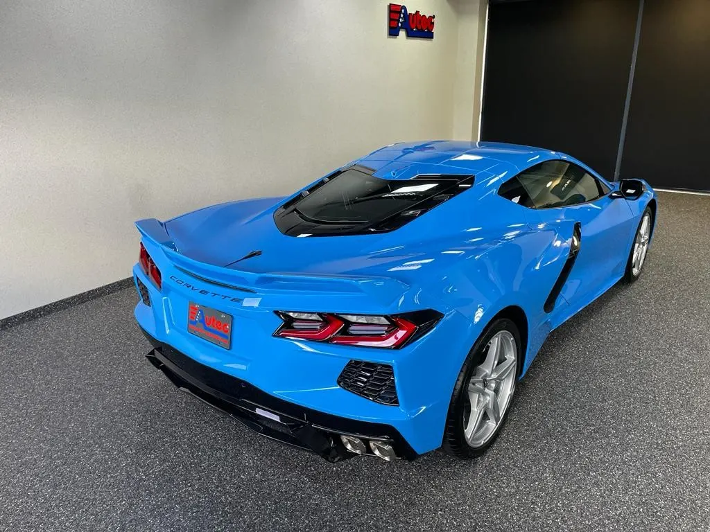 Corvette C8