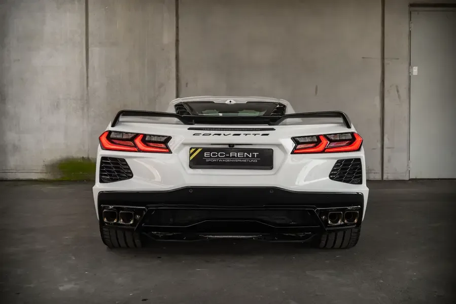 Corvette C8