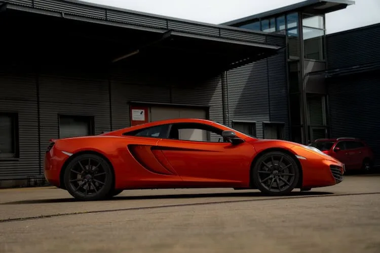 McLaren 12C