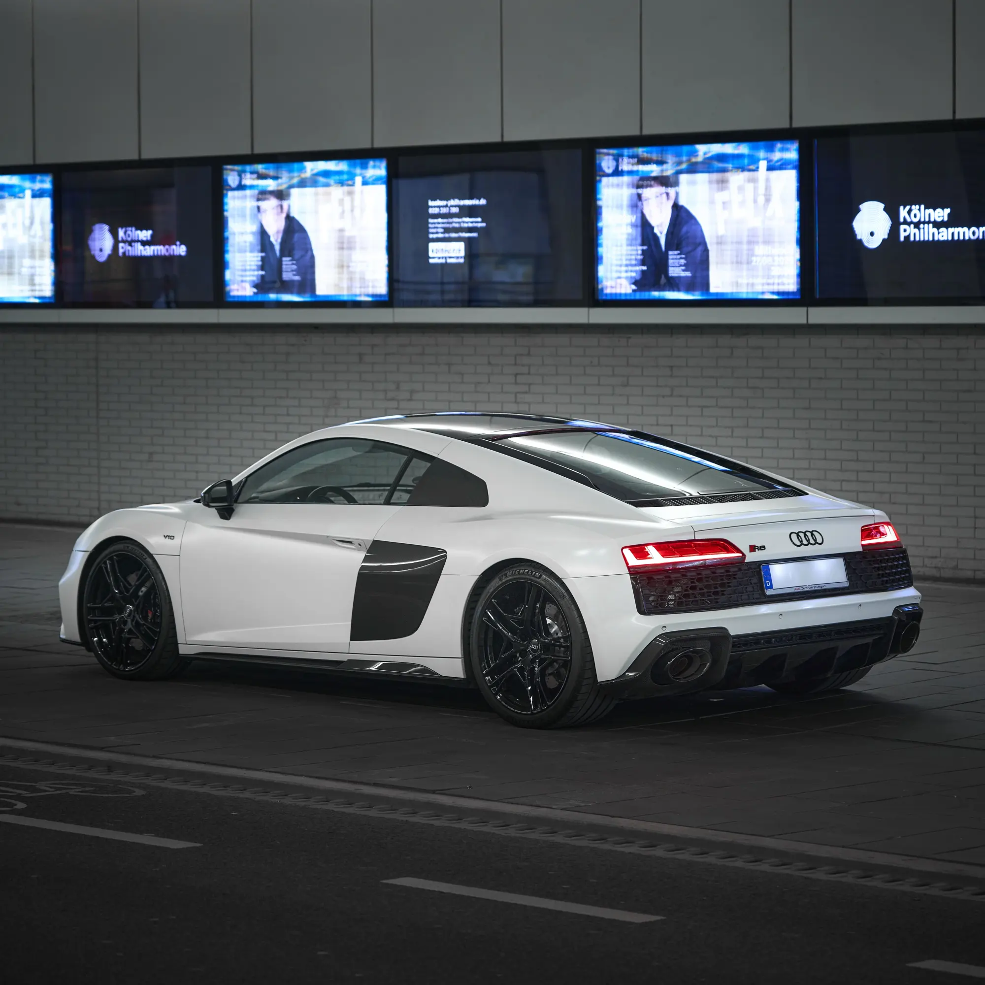 Audi R8