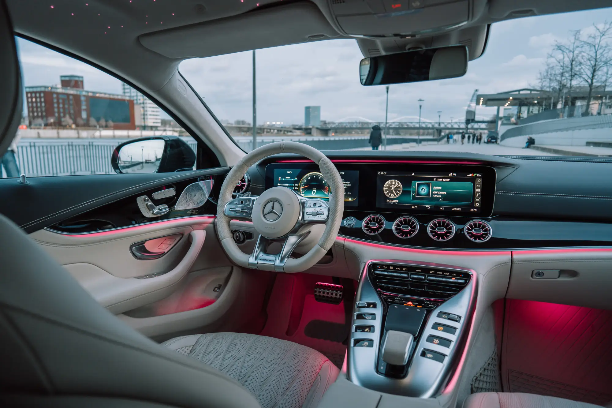 Mercedes GT
