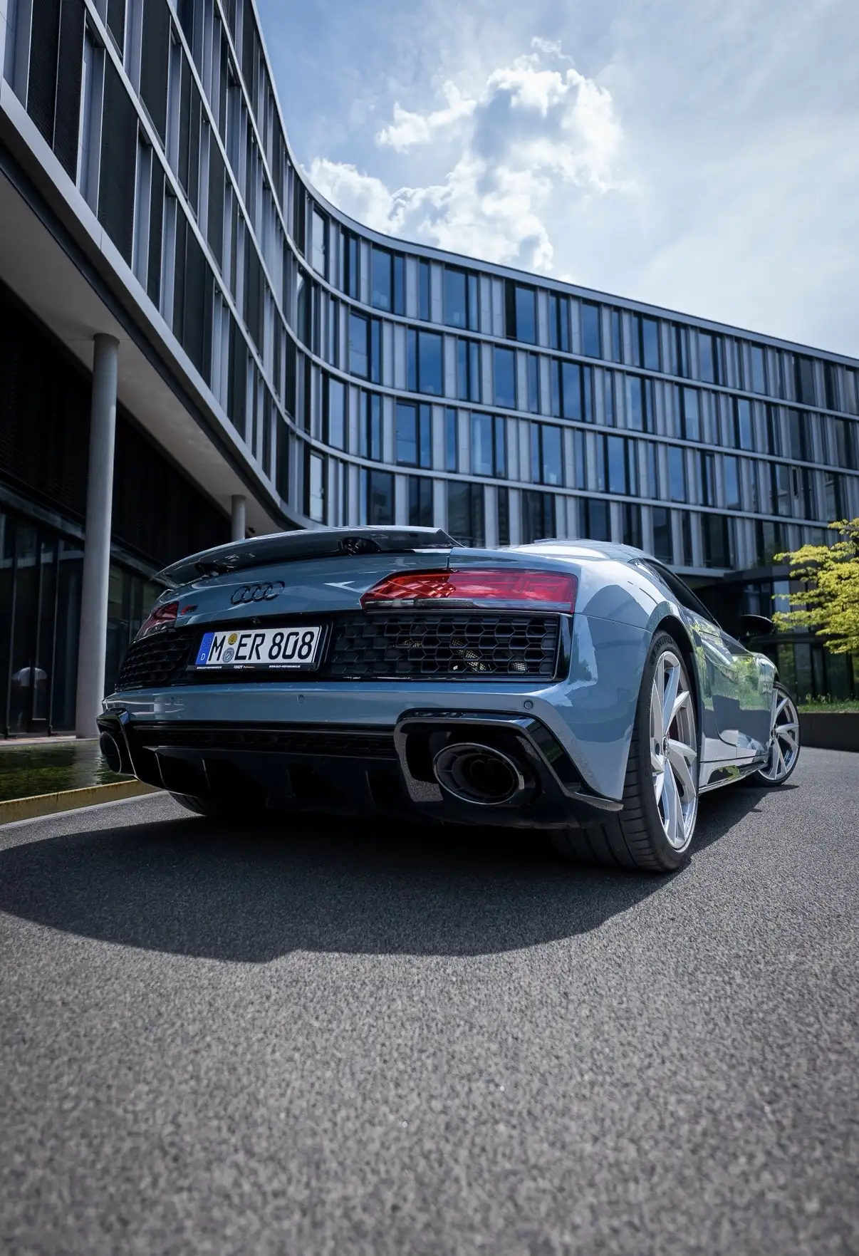 Audi R8 V10