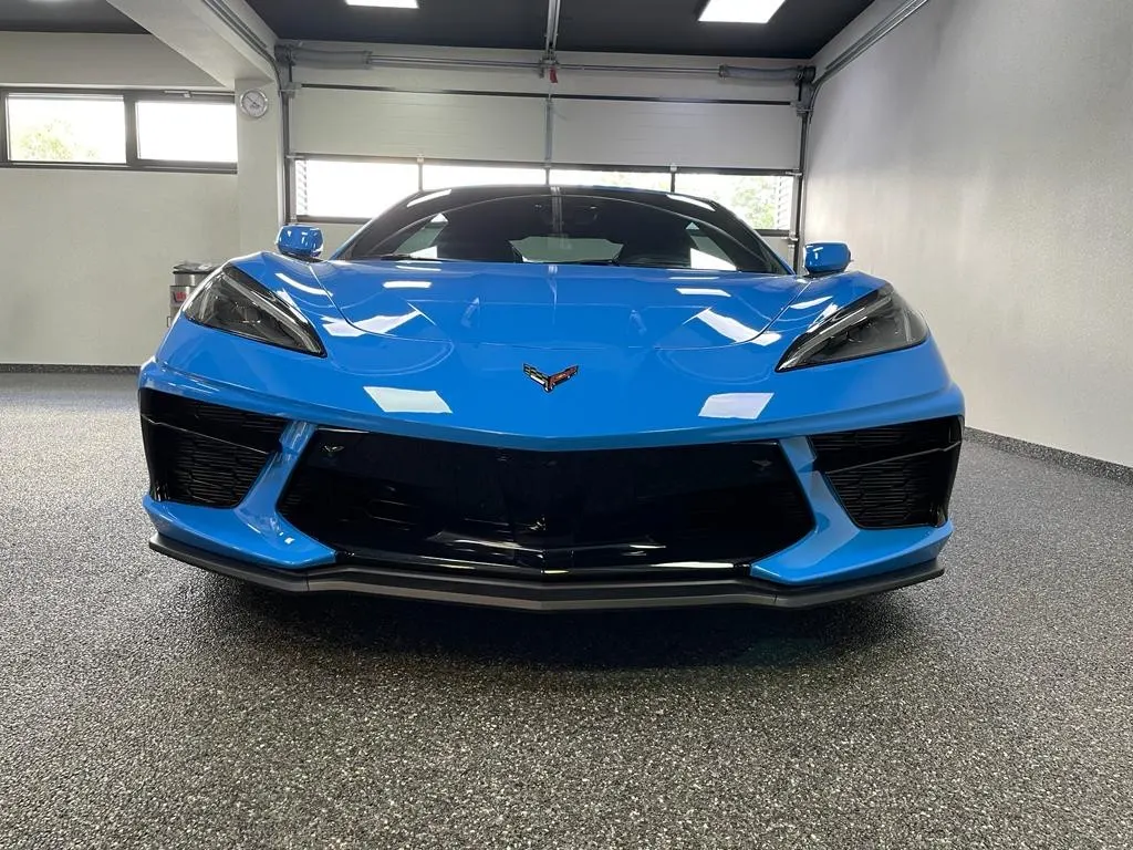 Corvette C8