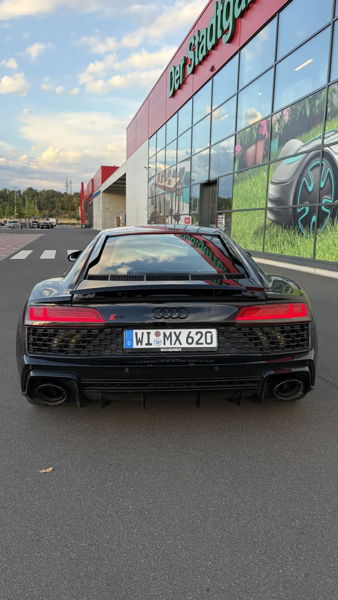 Audi R8