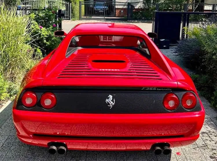 Ferrari F355