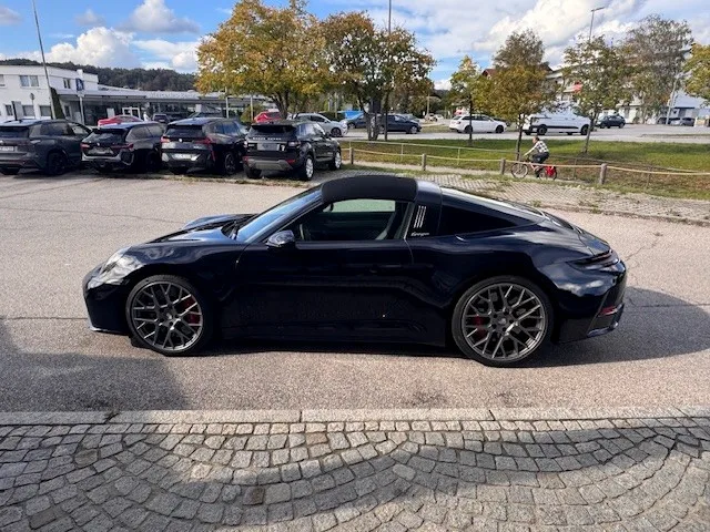 Porsche 911 Carrera 992.2