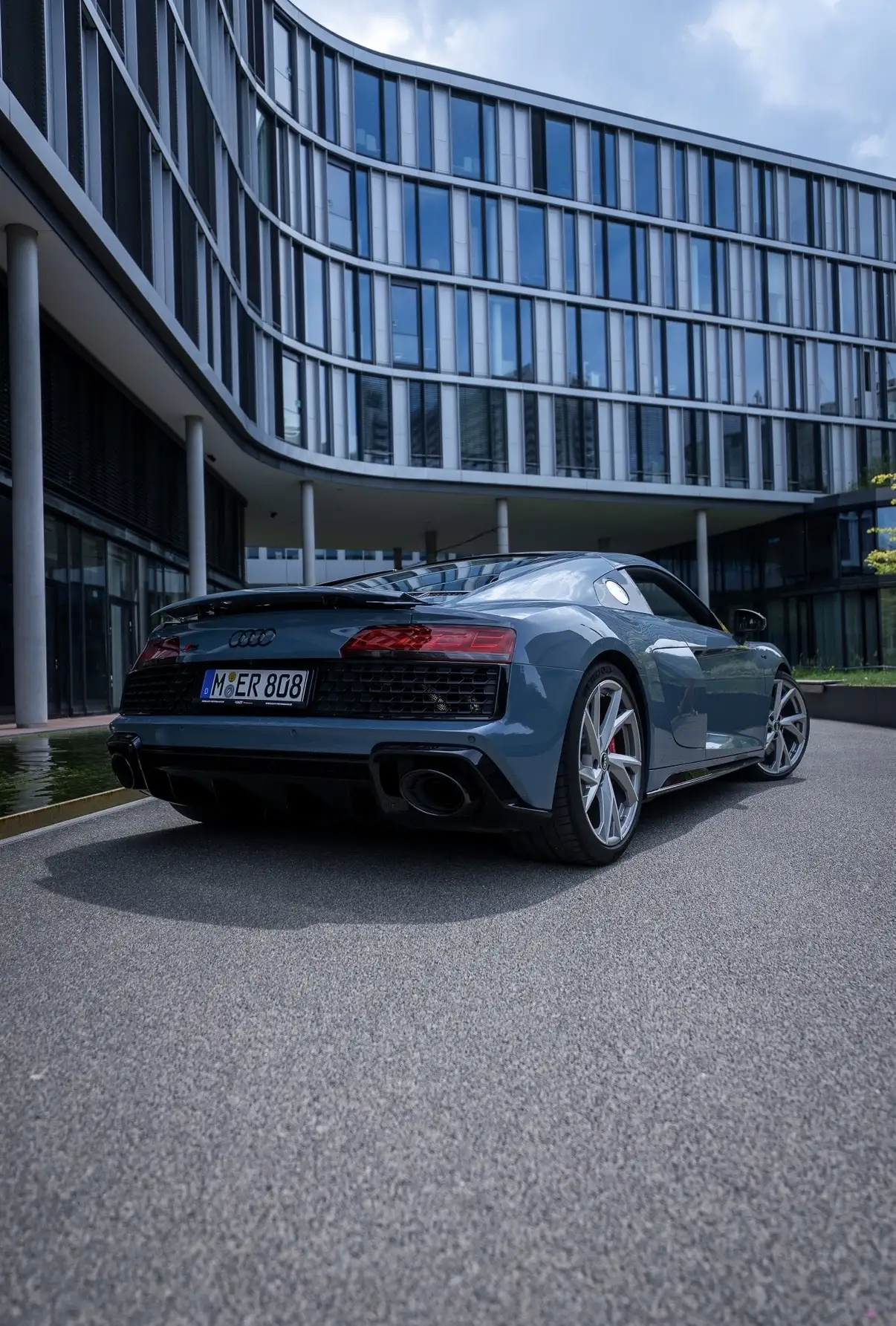 Audi R8 V10