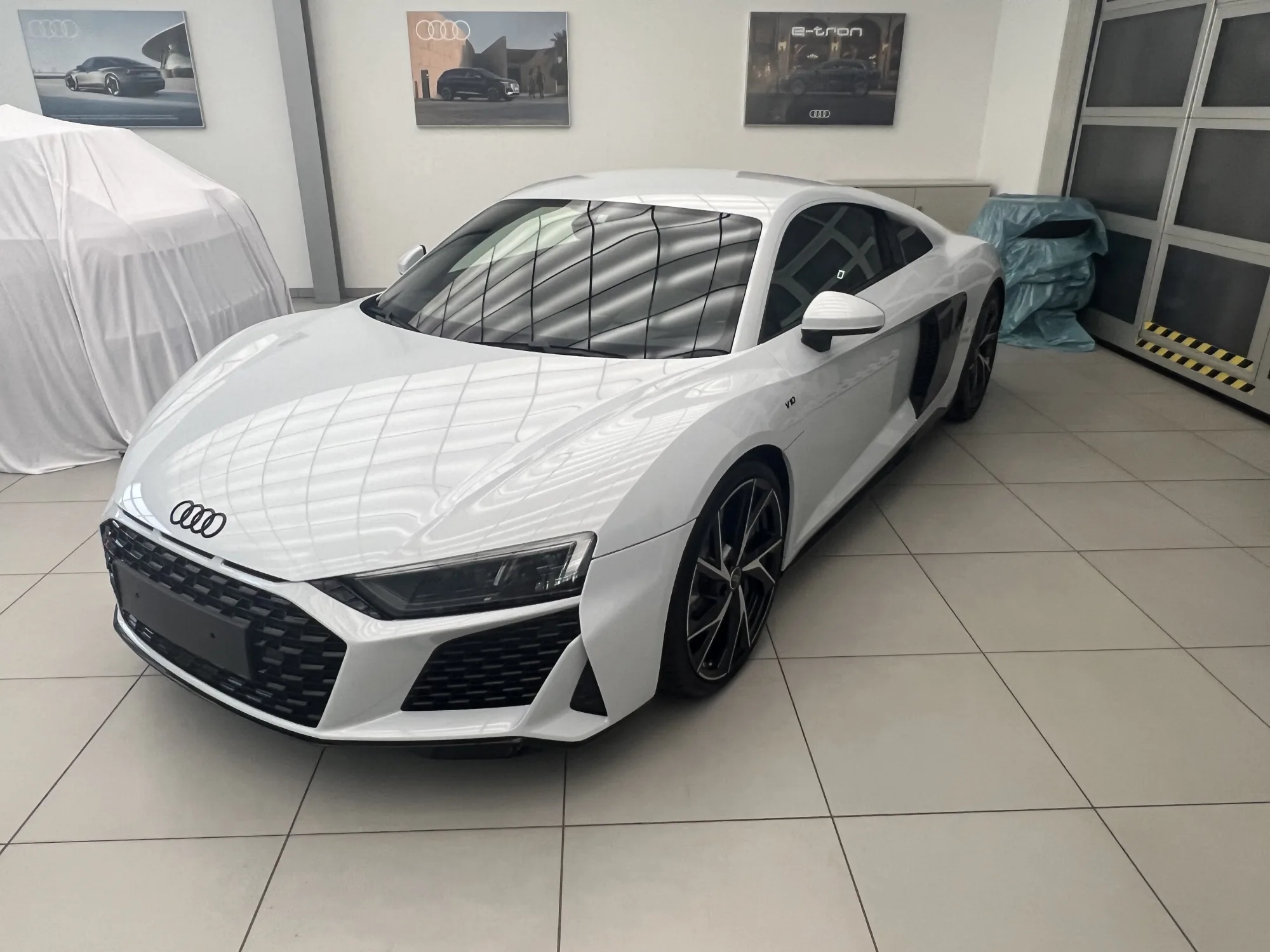 Audi R8