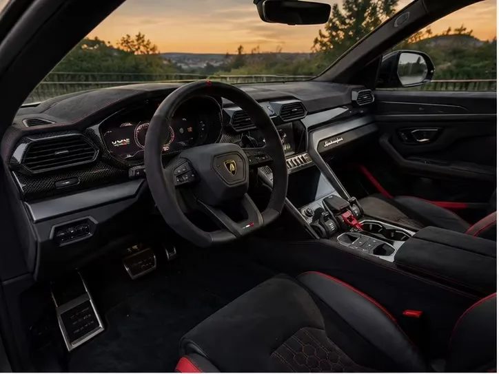 Lamborghini Urus S