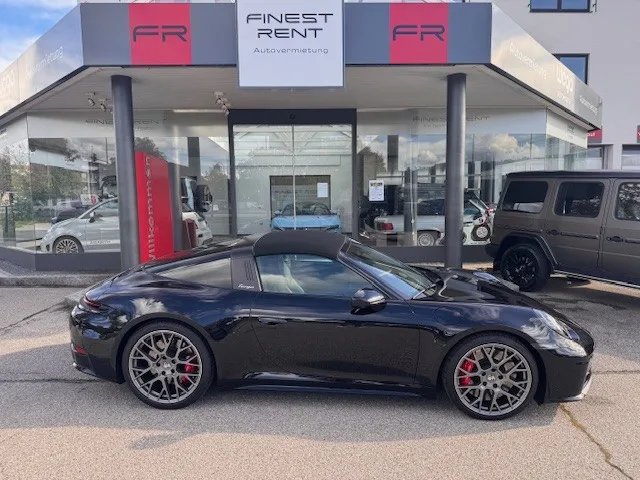 Porsche 911 Carrera 992.2