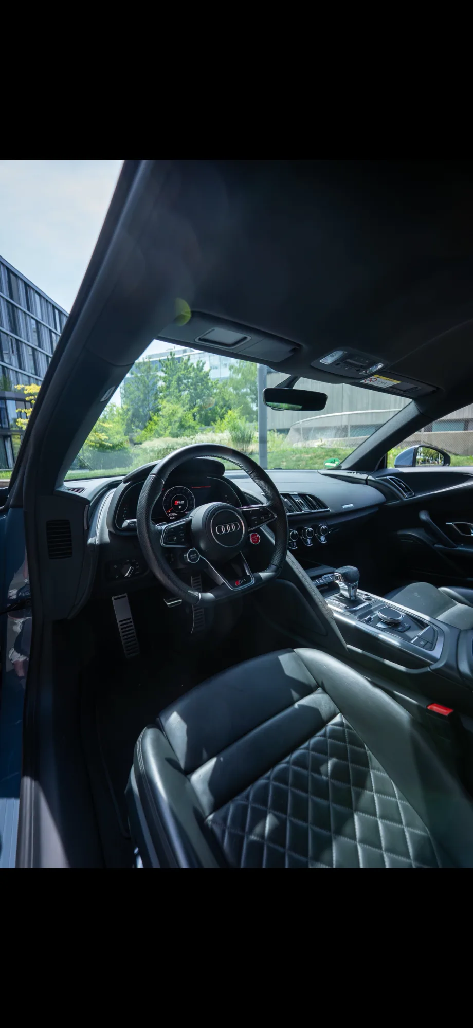 Audi R8 V10