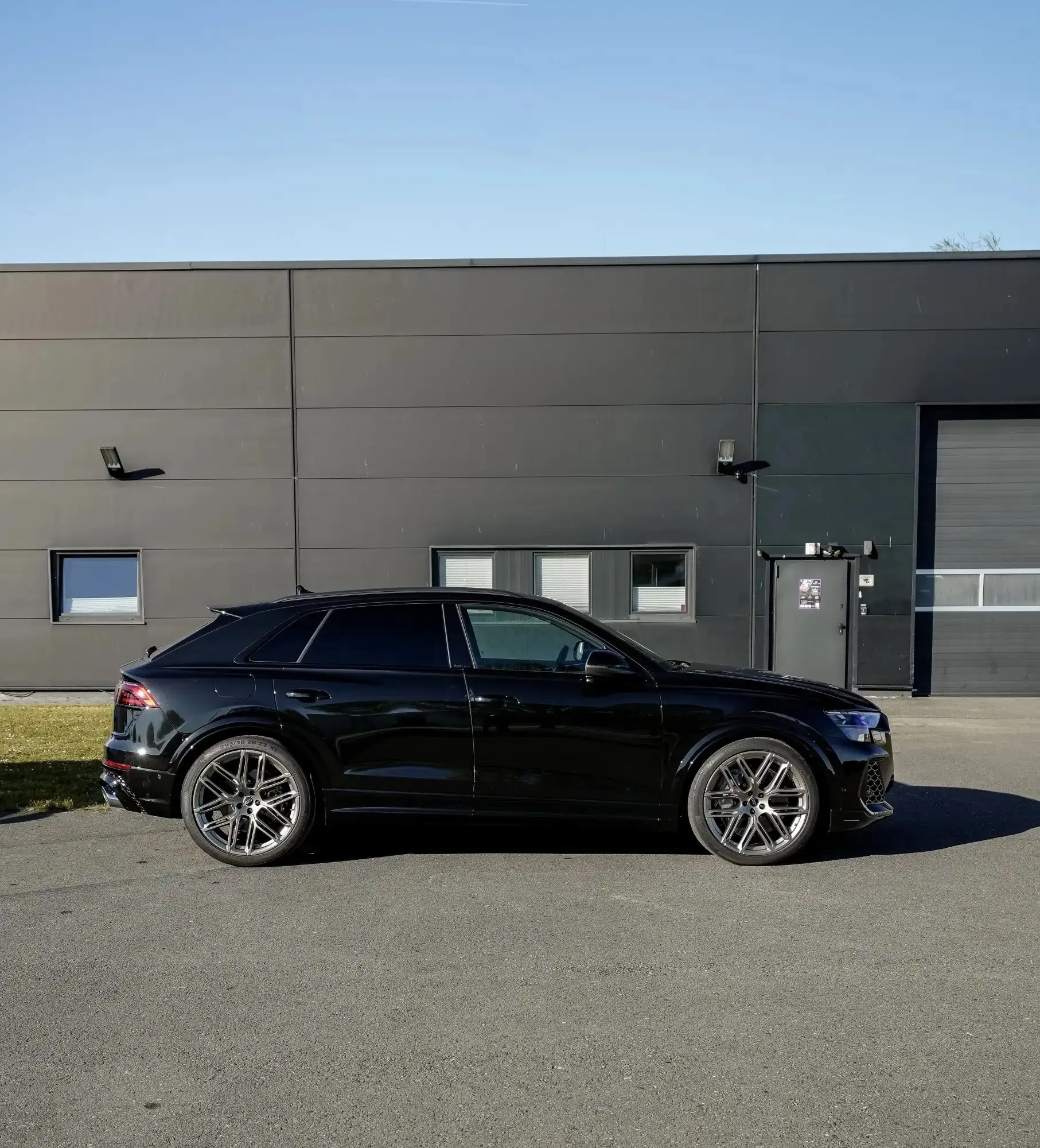 Audi RSQ8