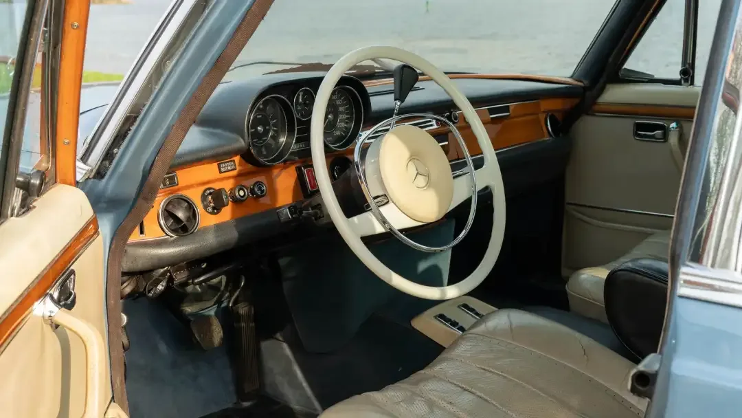 Mercedes 300 SEL 4.5