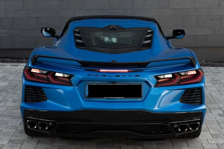 Corvette C8