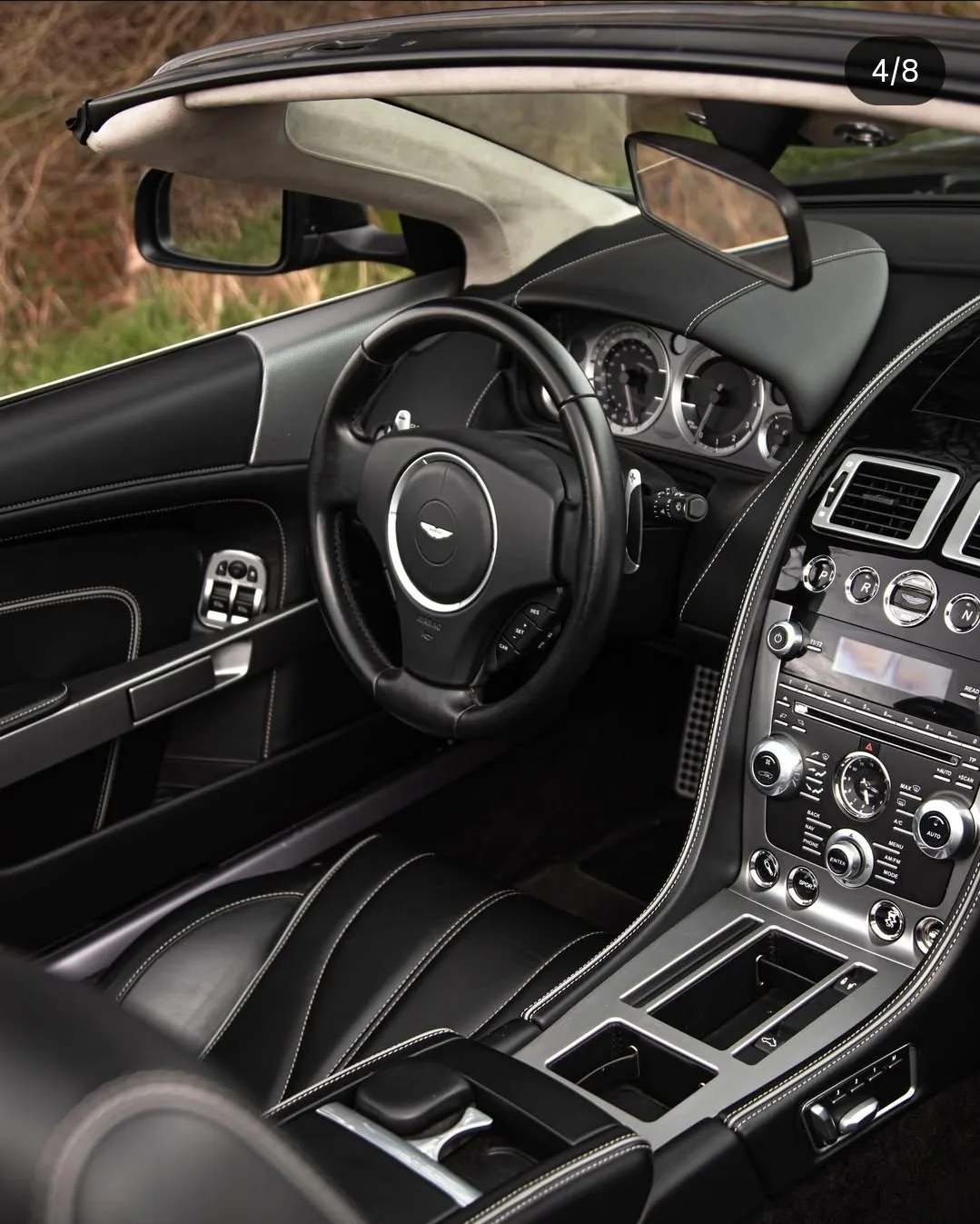 Aston Martin DB9 V12 Volante