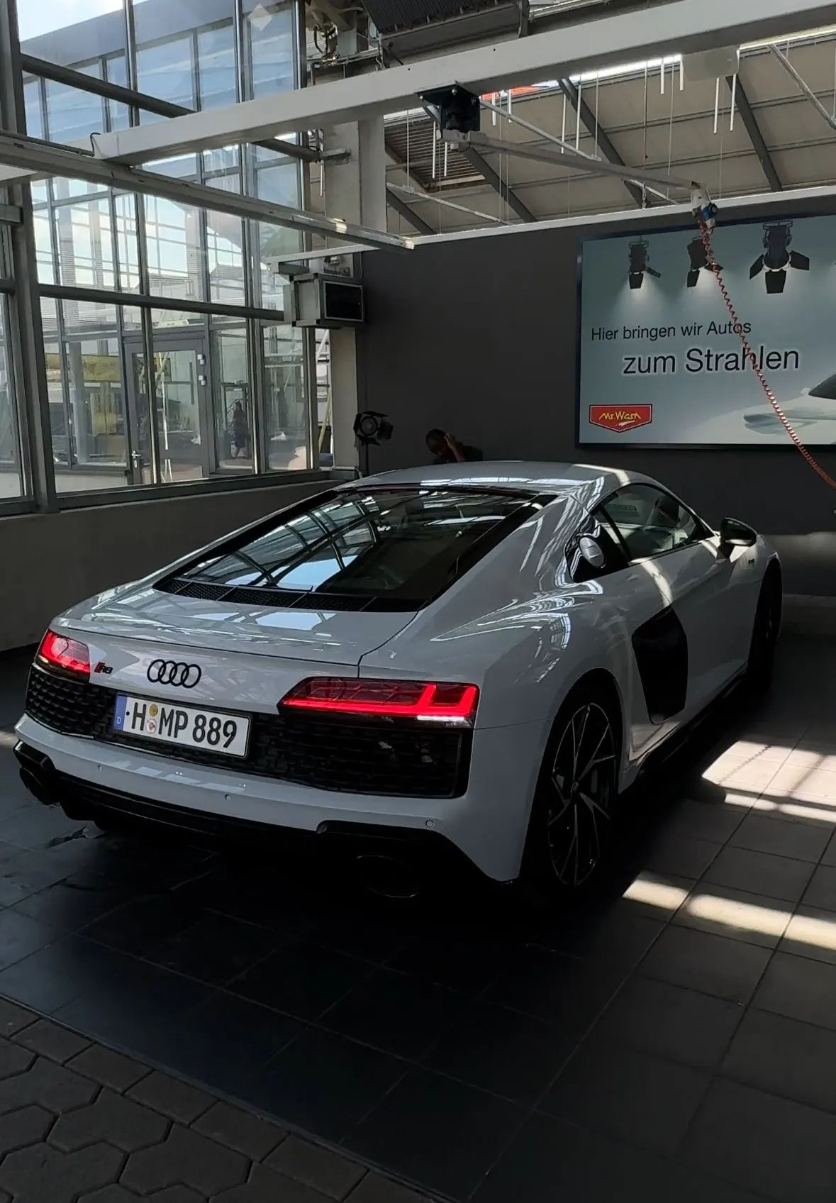 Audi R8