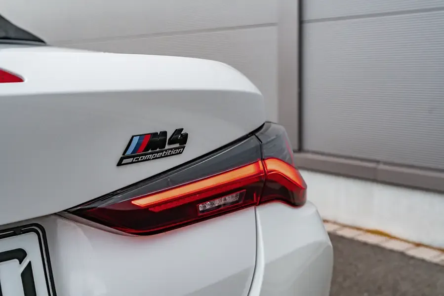 BMW M4 Competition xDrive (G83)