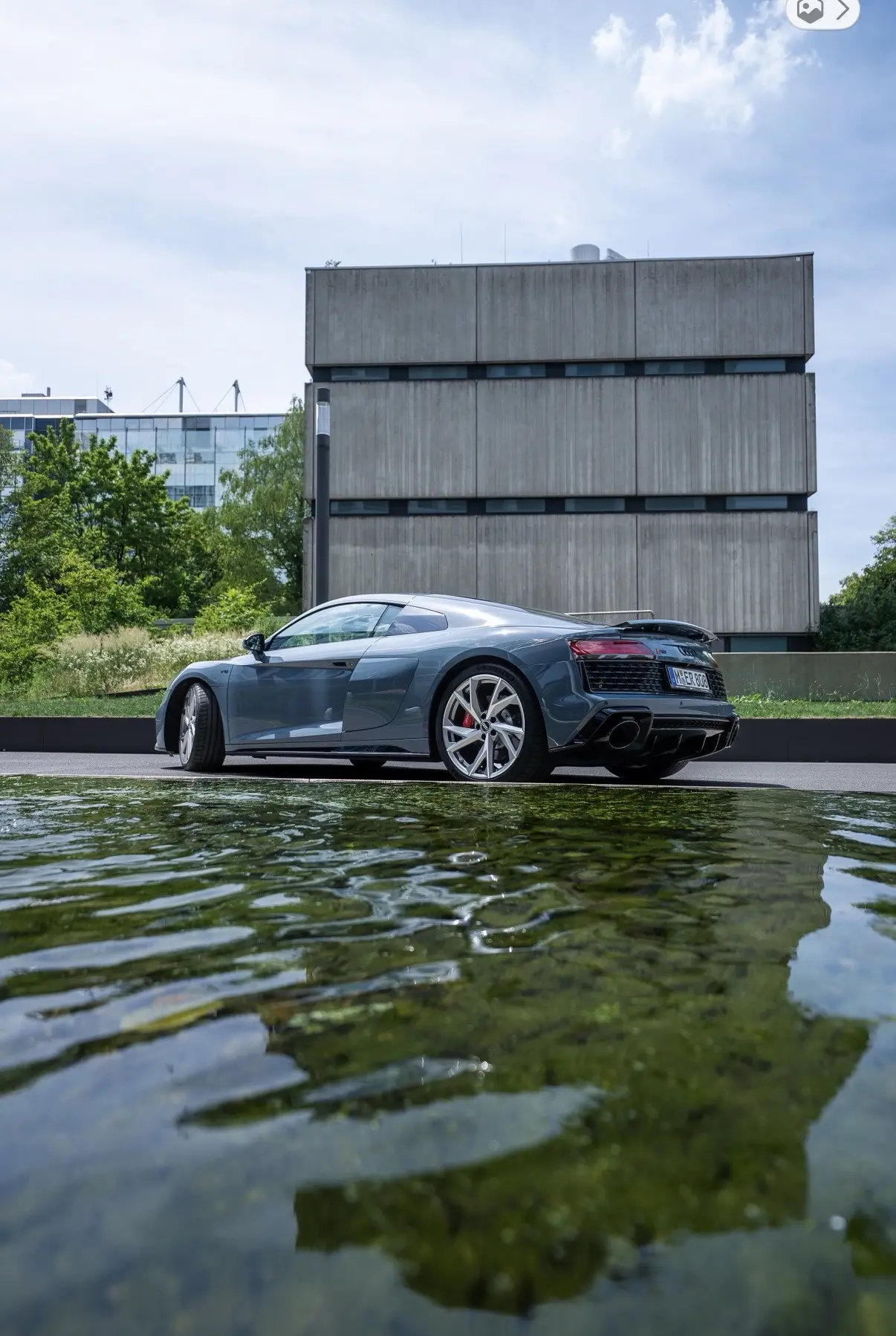 Audi R8 V10