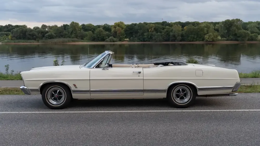 Ford Galaxie