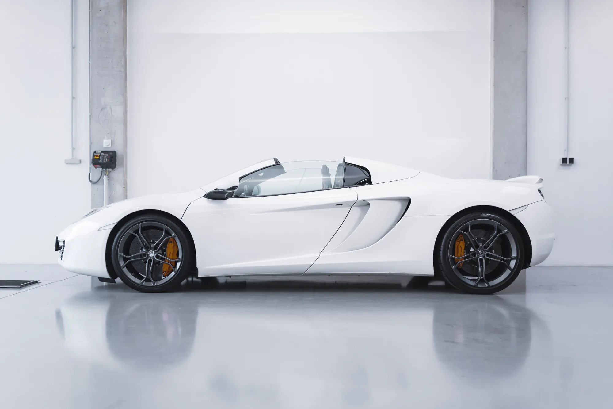 McLaren 12C