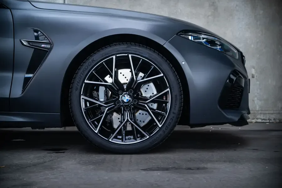 BMW M8 Competition xDrive Gran Coupe