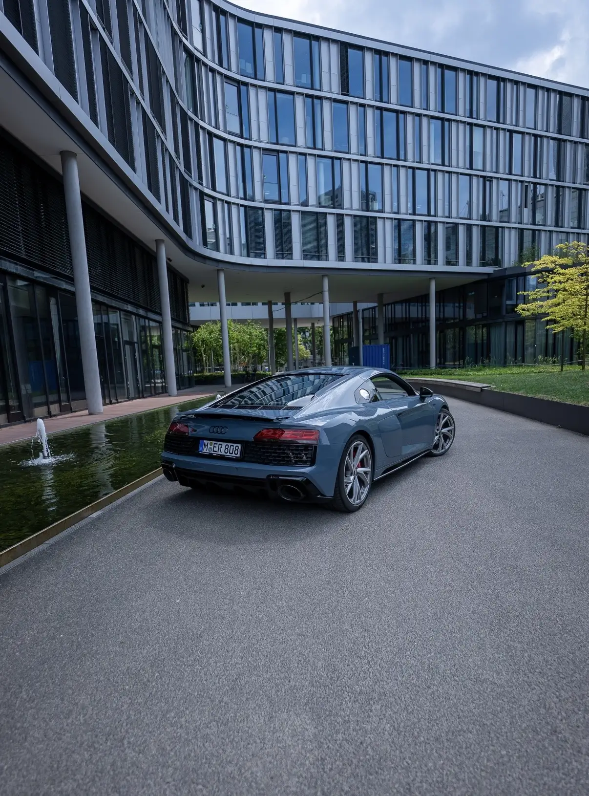 Audi R8 V10